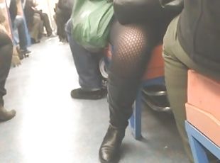 Asian milf and others upskirts in Paris subway