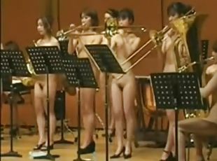голые японские девушки оркестр