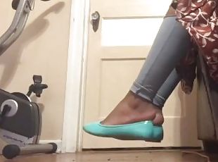 Shoe Play Tube