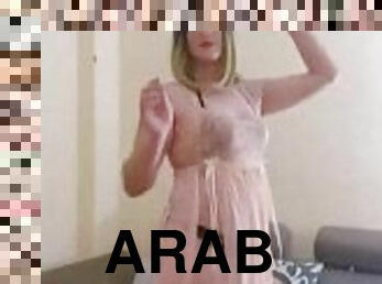 Sexy dance arab