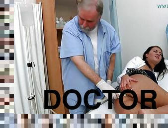 Doctor Checks Her Cunt - medical fetish