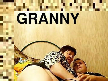 Bbw granny riding on the young dick - 1