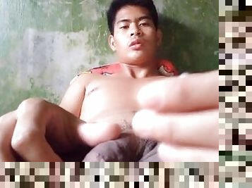 Gwapong Bagets Penis Milking Session