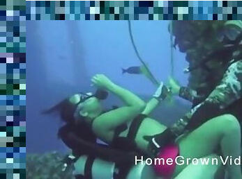 Underwater scuba diving sex with a mature Latino couple