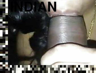 Indian wife sucking fat cock