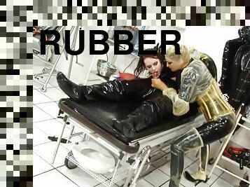 Intense pee, urethral and rubber treatment