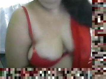 My name is Saloni, Video chat with me