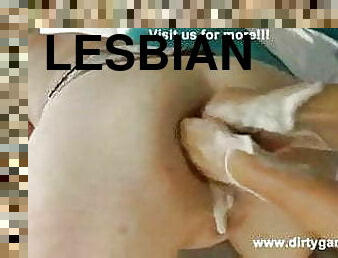 Deep lesbian fisting