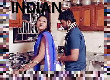 Indian Telugu Soni Priya &ndash; romance in kitchen