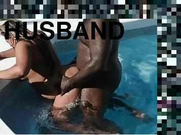 Husband Recording Wife Fuck BBC Boyfriend in Pool on Vacation
