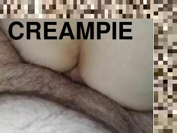 Pawg gets fucked in both holes ending in Creampie