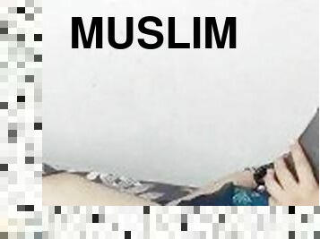 Muslim girl masturbating while watching porn video alone