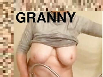 Granny masturbates and cums like nobody else by MarieRocks