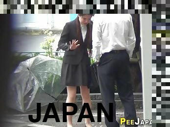 japan babe pisses herself