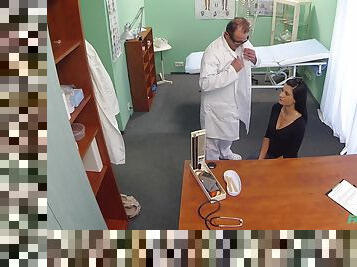 Vanessa Tiger spreads her legs during the doctors appointment