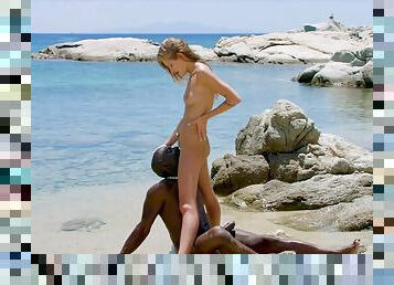 BLACKED Strong Black Man Fucks Blondie Tourist On The Beach - Xozilla Porn