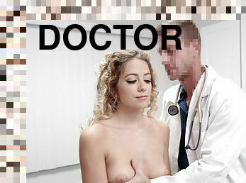 Doctor eats out curly patients pussy before blowjob