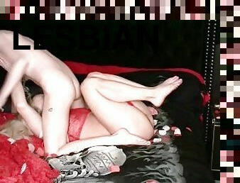 PUSSY RUB DOWN!!! Lesbian Romantic Massage