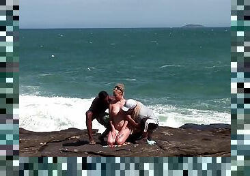 Ocean Threesome For Busty Blonde Tarra White
