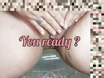 Granny is horny and she squirts for you ! Fat Gilf Pussy !
