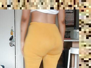 Booty Dancing Ebony, in leggings, sexy big-ass strip tease