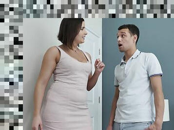 Addictive mom doesn't stops from teasing her stepson until she gets that dick